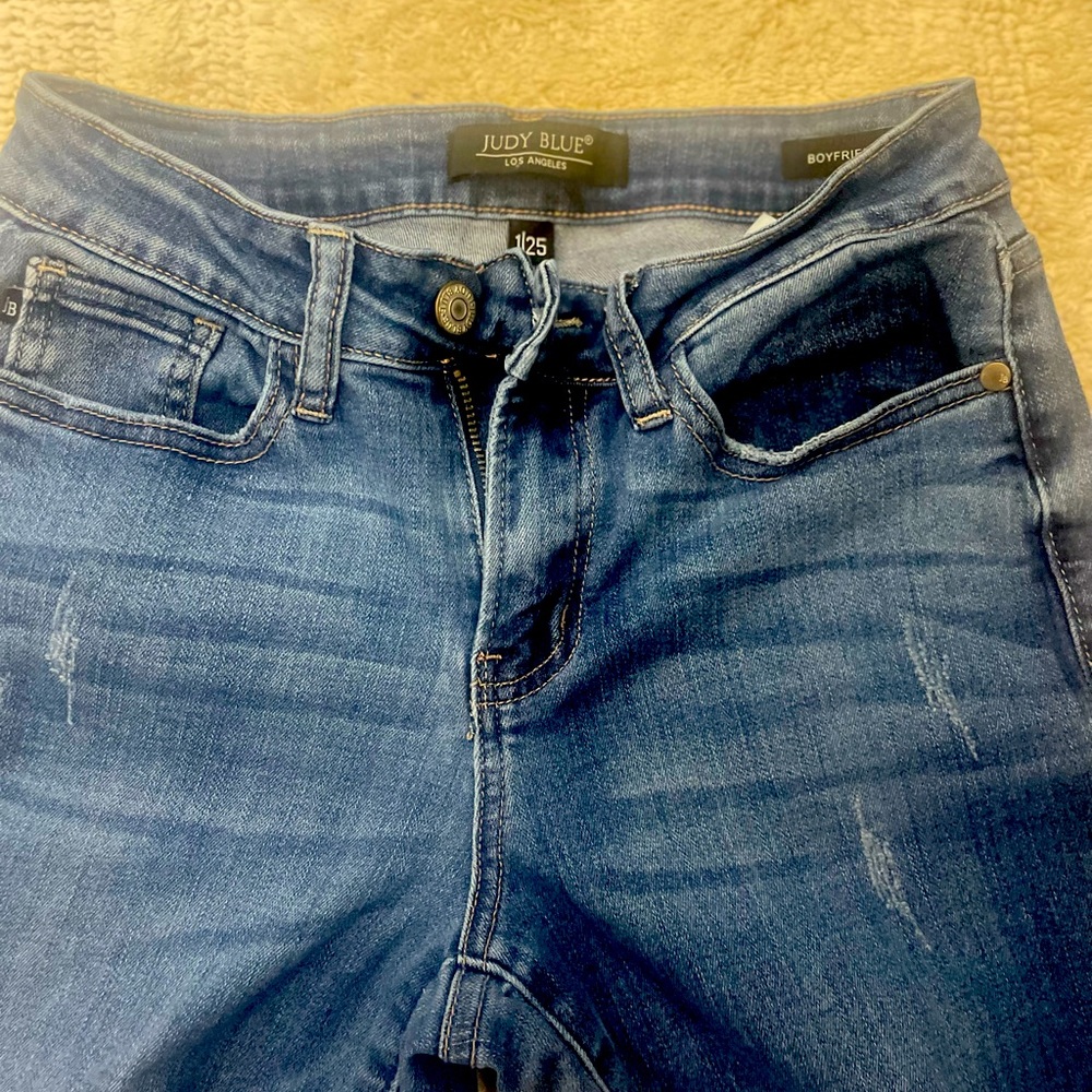 Judy Blue Boyfriend Jeans. Size 1/25.